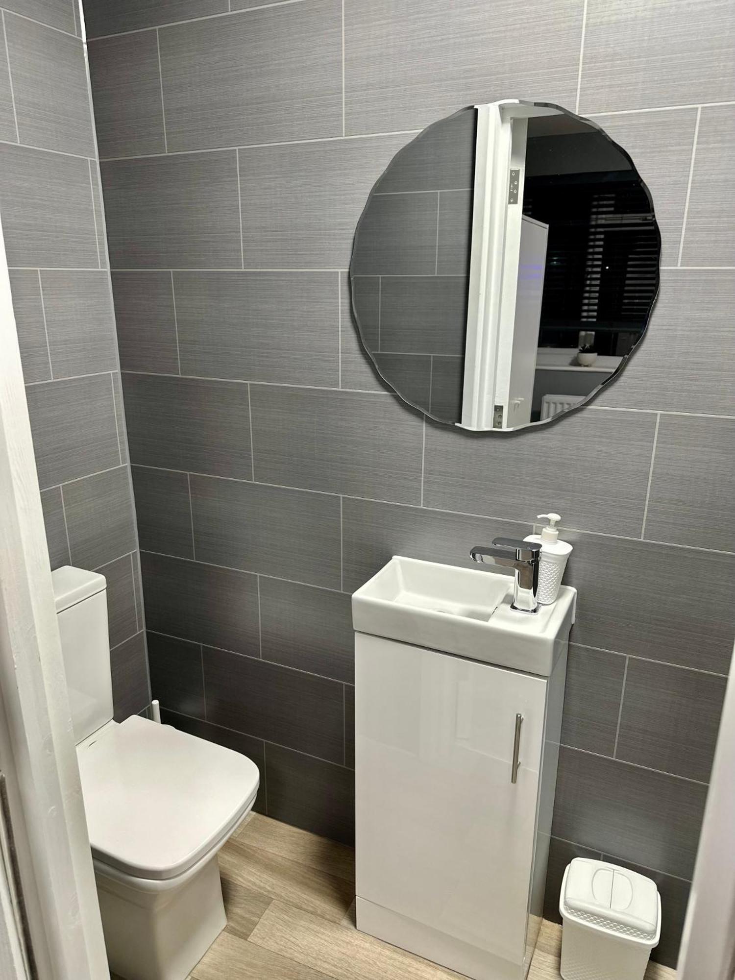 Cosy Ensuite Double Room, Near Heathrow Airport Northolt  Exterior foto